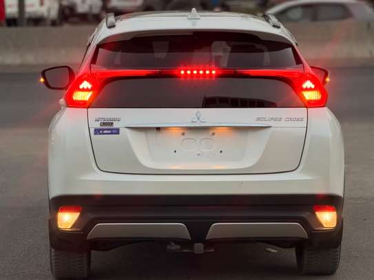 MITSUBISHI ECLIPSE CROSS 2019 image 7