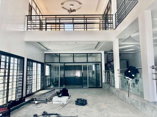 maison de 720m² en face la Mer image 3