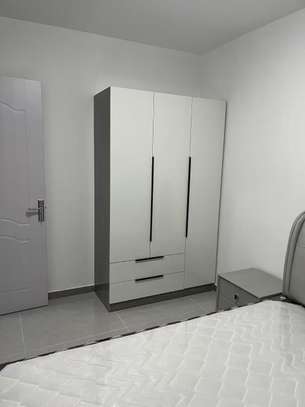 Armoire 3 battants image 3