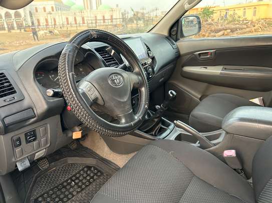 TOYOTA HILUX 2015 DOUBLE CABINE À VENDRE image 6