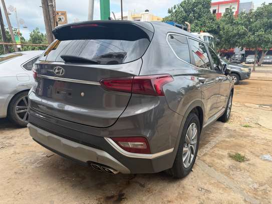HYUNDAI SANTA FE 2020 image 9
