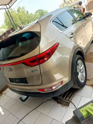 Kia sportage diesel 1.7 image 15
