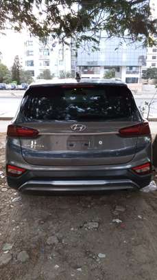 Hyundai Santafe 2019 image 3