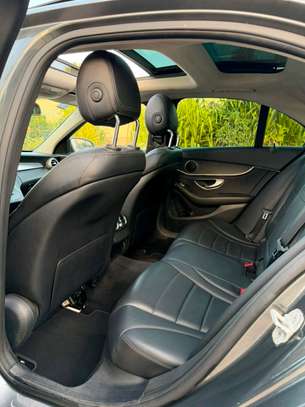Mercedes c300 2016 image 6