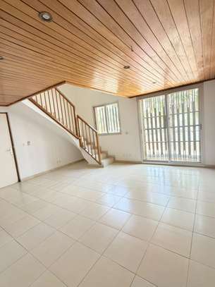 VILLA À VENDRE À NGOR – AVEC TITRE FONCIER ! image 10