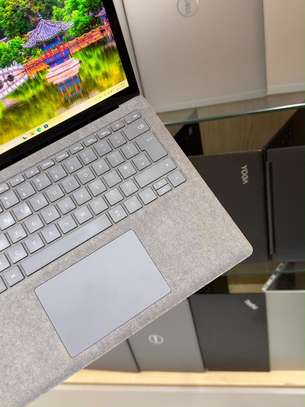 Microsoft Surface laptop 4 Ryzen 5 image 2