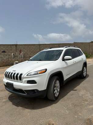 À vendre Jeep Cherokee image 3