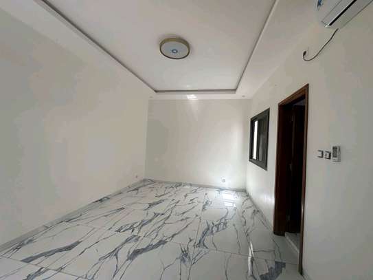 F4 a louer a Mermoz image 2