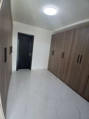 Appartement/ PENTHOUSE F6 A LOUER image 6