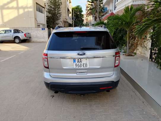 Ford explorer 7 places image 7