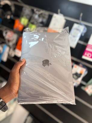 MacBook Pro core i7 écran Retina 13pouce 2017 image 7