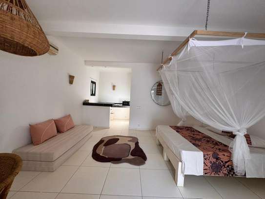 Belle villa meublée a vendre a Nguerigne image 3