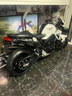 Bmw f800 2021 image 4