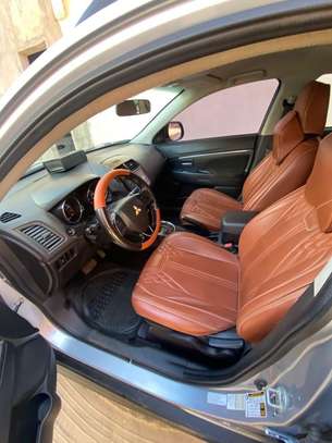 MITSUBISHI OUTLANDER 2017 image 5