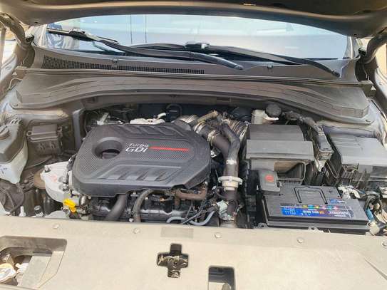 Hyundai santafe 2019 image 3