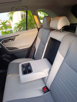 2019 RAV4 Limited AWD image 2