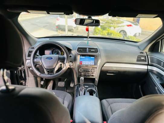 Ford Explorer 🔘2017🔘 image 4