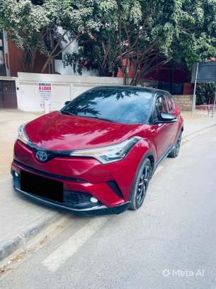 Toyota CH-R Hybride Essence 2018 image 2