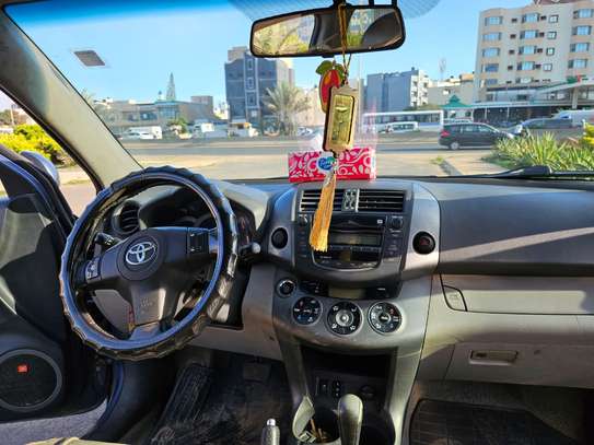 A vendre Toyota Raph 4 2013 image 8