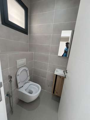 Appartement à Louer F4 Grand Standing Almadies Recasement image 6