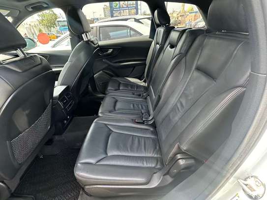 2019 AUDI Q7 image 9