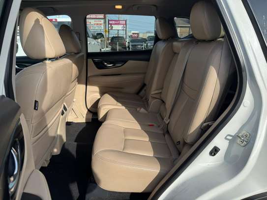 Nissan rogue image 6