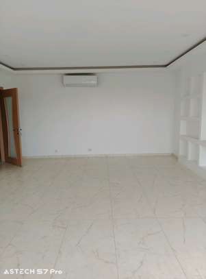 Appartement F4 standing à louer à Sacré cœur 3 image 2