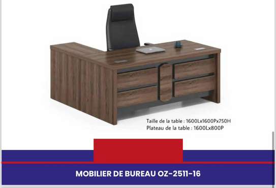 Bureaux Directeur  avec armoire de rangement 2 battant image 5