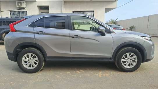 Mitsubishi éclipse 2019 super clean image 10