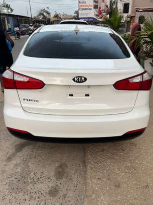 À vendre Kia Forte 2016 image 4