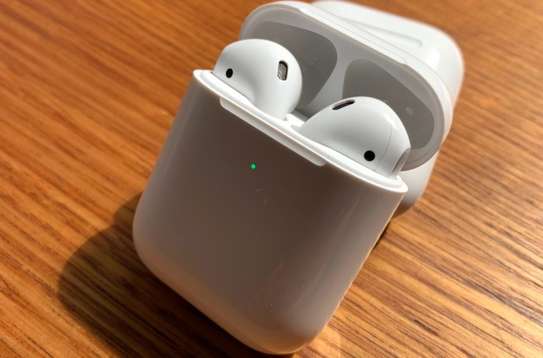 Airpod 2 image 3