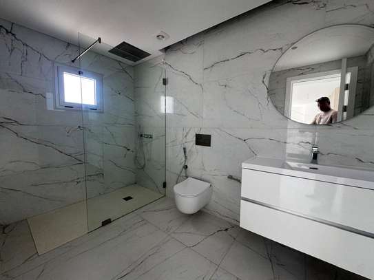Penthouss duplex F4 à louer aux Almadie route méridienne image 7