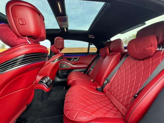 MERCEDES S580 image 8
