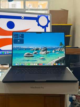 MacBook Pro M3 Pro 16 Pouces image 3