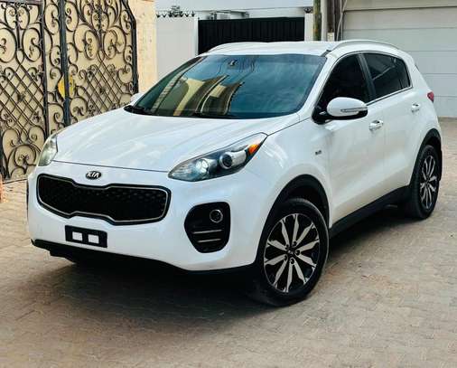 KIA SPORTAGE Année : 2018 image 2