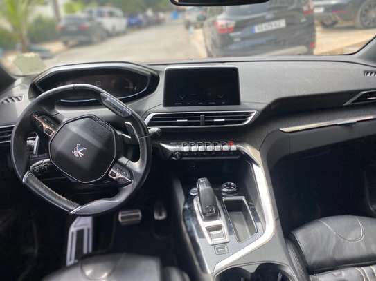 Peugeot 3008 2018 image 9