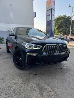 Bmw x6 2022 M50i image 8