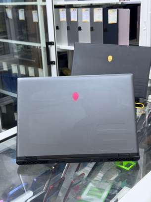 Dell Alienware M16 R2 Ultra 9 4070 image 3
