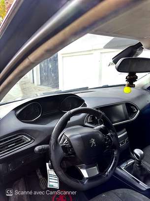 Peugeot 308 2017 image 2