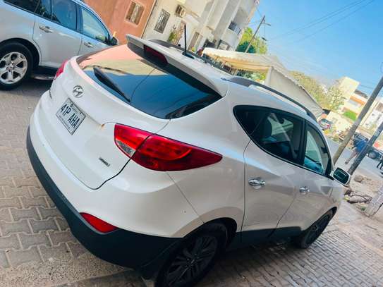 Je vend ma Tucson 2015 automatique essence image 11