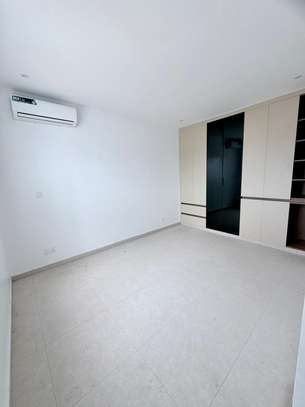 Superbe appartement de type F4 à louer image 4