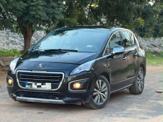 Peugeot 3008 SUV compact noir confort et style image 3