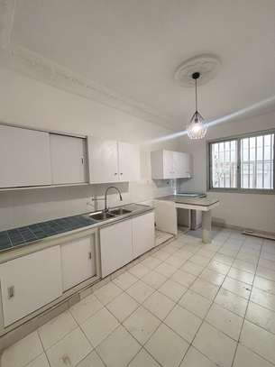 Appartement a louer a Fenetre Mermoz image 8