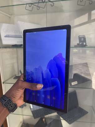 Samsung galaxy Tab A7 image 4