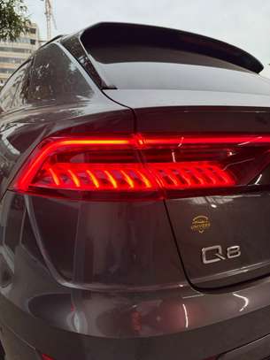 AUDI Q8 2021 image 10