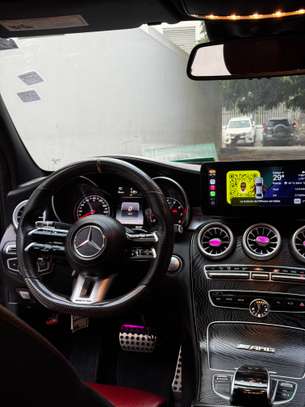 Mercedes C300 custom en c63 noir mat design sportif image 2