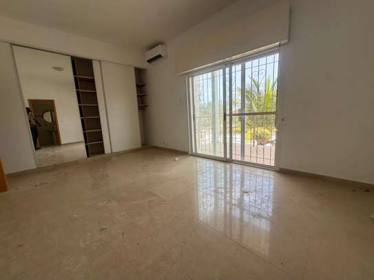 Villa F5 à louer à Mermoz image 8
