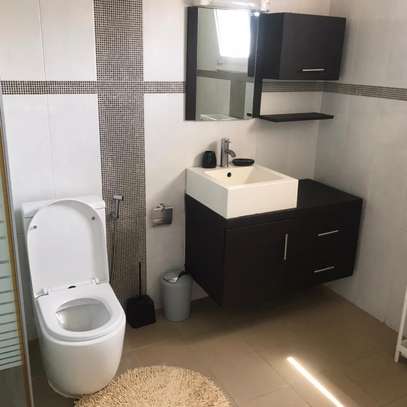 Appartement meublé de type F4 aux Almadies image 10