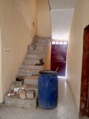 32000000 image 10