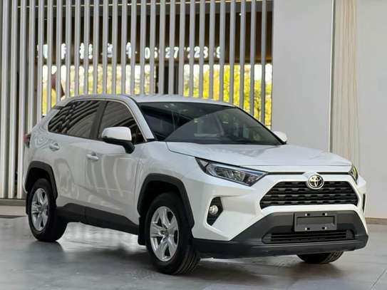 Toyota RAV4 2020 image 4